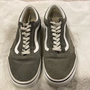 Vans old skool men’s sneakers Size 10 1/2